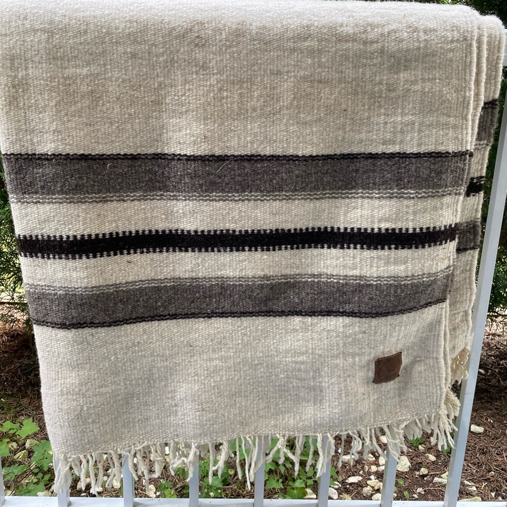 100% Wool handmade Blanket//Rug Huge Size